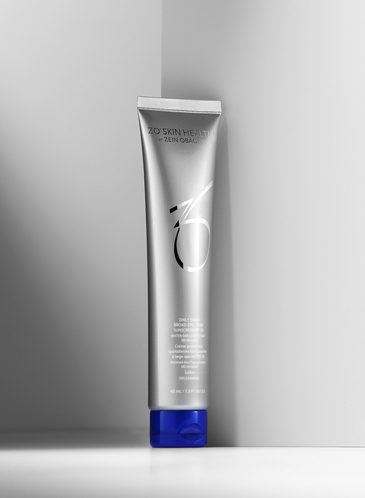 Daily Sheer Broad-Spectrum SPF 50  hi-res image number 2